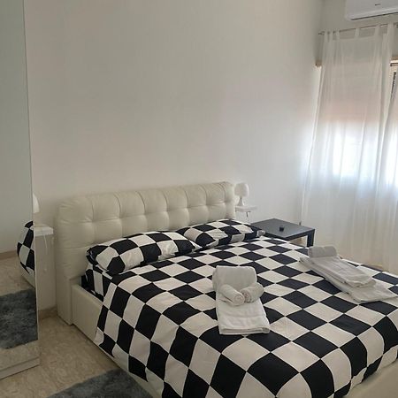 Апартаменты Nic Roma House Экстерьер фото
